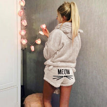 Laden Sie das Bild in den Galerie-Viewer, Meow two pieces pajamas set