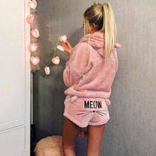 Laden Sie das Bild in den Galerie-Viewer, Meow two pieces pajamas set