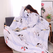 Laden Sie das Bild in den Galerie-Viewer, Winter Lazy Quilt with Sleeves